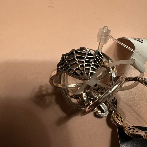 Torrid Silver Gothic Ring Set NWT - Picture 5 of 9